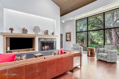 /international/us/300-pierremont-road-shreveport-la-110100161168/