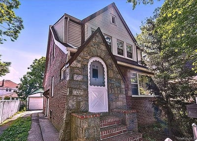 /international/us/9339-springfield-boulevard-queens-village-ny-110108614040/