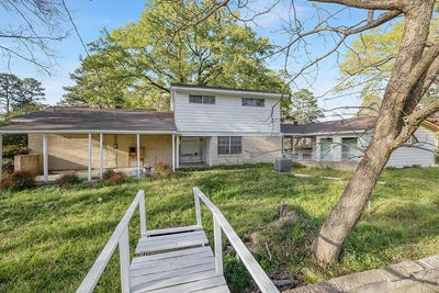 /international/us/2305-cherry-hill-road-texarkana-tx-110107005791/