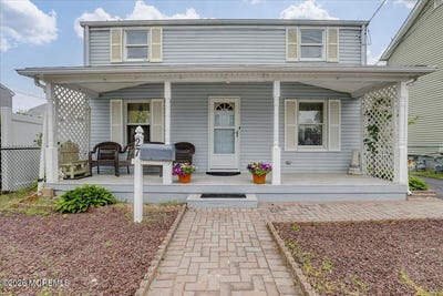 /international/us/27-washington-street-red-bank-nj-110107935242/