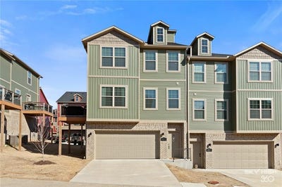 /international/us/2810-w-auburn-drive-fayetteville-ar-110106951470/
