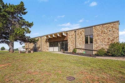 /international/us/200-sigma-place-guthrie-ok-110108334730/