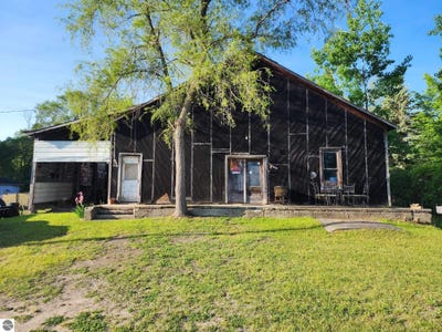 /international/us/5579-main-street-rapid-city-mi-110092468604/?lang=zh-cn