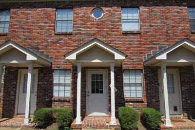 /international/us/931-e-fortification-street-jackson-ms-110108695020/