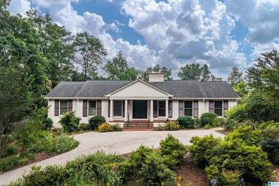 /international/us/3609-springhill-road-mountain-brook-al-110100583332/