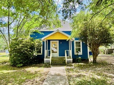 /international/us/21290-seminole-street-florala-al-110107609673/