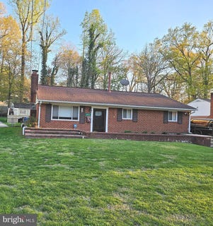/international/us/6405-woodland-road-suitland-md-110107231411/