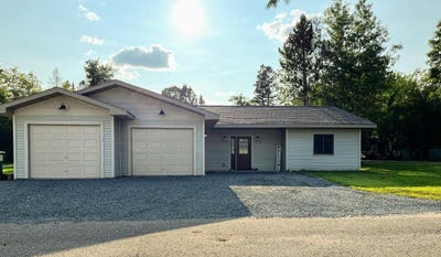 /international/us/617-knox-st-prentice-wi-110101291263/