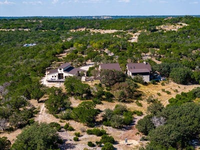 /international/us/320-overland-trail-hunt-tx-110104590539/