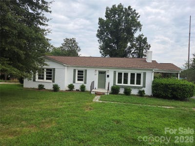/international/us/707-e-1st-street-cherryville-nc-110108641198/