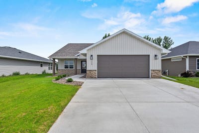/international/us/710-tambour-court-de-pere-wi-110098084311/