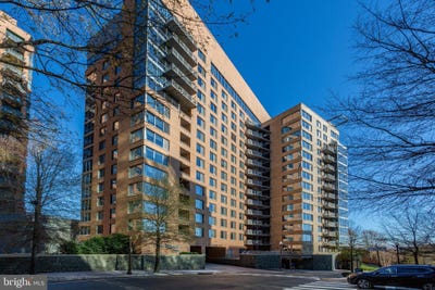 /international/us/2001-15th-street-n-arlington-va-110108581589/