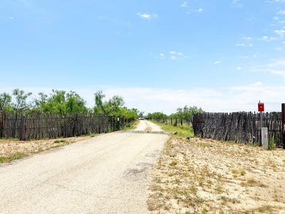 /international/us/8551-n-us-hwy-87-sterling-tx-110100125356/