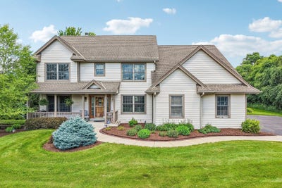 /international/us/n63w27176-maple-st-sussex-wi-110109070304/