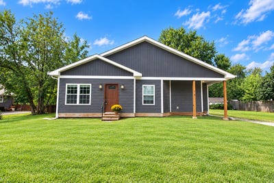 /international/us/16-grove-street-bristol-il-110120015285/
