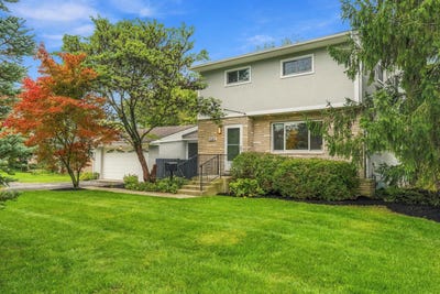 /international/us/2047-mccoy-road-upper-arlington-oh-110110279693/