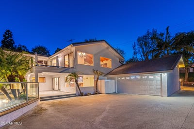 /international/us/27024-sunnyridge-road-palos-verdes-peninsula-ca-110098025325/