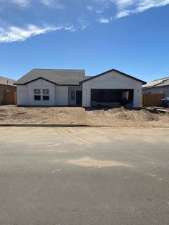 /international/us/1173-s-creekside-place-e-porterville-ca-110101162807/