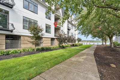 /international/us/707-n-hayden-island-dr-portland-or-110102737145/
