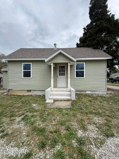 /international/us/307-s-georgia-street-pittsburg-ks-110108028647/