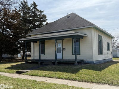 /international/us/402-e-franklin-street-bloomfield-ia-110106820847/