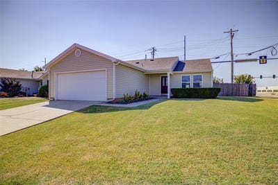 /international/us/524-english-elm-lane-norman-ok-110119961658/