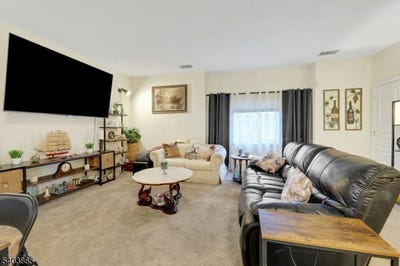 /international/us/520-victor-st-saddle-brook-twp-nj-110104514043/