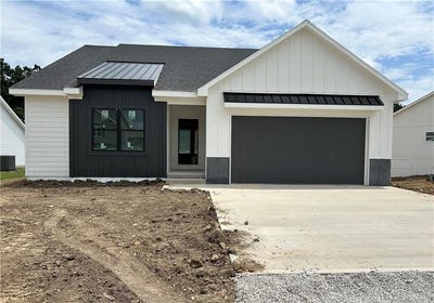 /international/us/87-se-461st-road-warrensburg-mo-110100675864/?lang=en