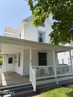 /international/us/52-walnut-street-glens-falls-ny-110108132251/