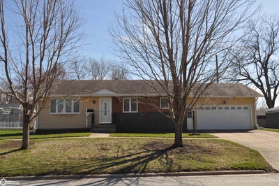 /international/us/411-w-2nd-street-carroll-ia-110107209670/