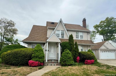 /international/us/1-allen-street-lynbrook-ny-110107037643/