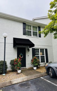 /international/us/1126-maple-tree-lane-chattanooga-tn-110099904145/