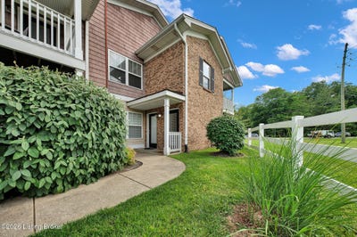 /international/us/6520-brook-bend-way-louisville-ky-110108237249/