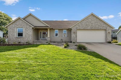 /international/us/2482-willow-view-drive-jenison-mi-110120134717/