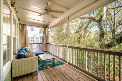 /international/us/241-etiwan-pointe-drive-mount-pleasant-sc-110106758965/