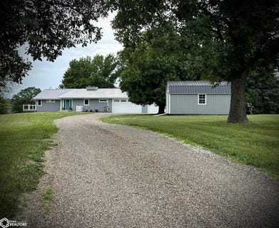 /international/us/2451-newport-avenue-oskaloosa-ia-110100301026/