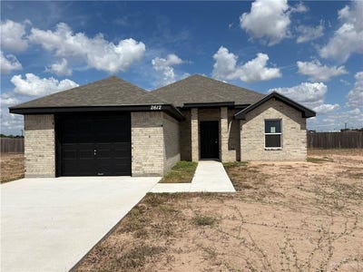 /international/us/2612-harvard-street-weslaco-tx-110120054676/