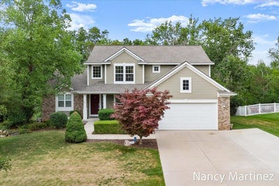 /international/us/2869-n-saddle-ridge-court-ne-rockford-mi-110101136821/