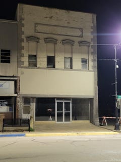 /international/us/200-n-main-st-eureka-ks-110090993591/