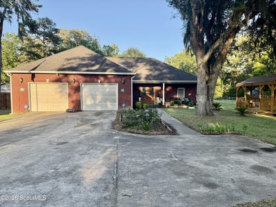 /international/us/714-altamaha-road-jesup-ga-110108440765/