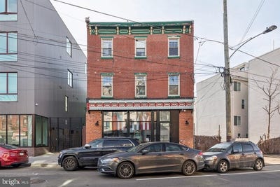 /international/us/2557-amber-street-philadelphia-pa-110106314805/