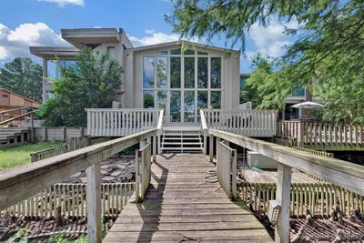 /international/us/5755-lakefront-drive-shreveport-la-110100553582/