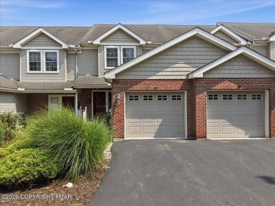 /international/us/32-oak-leaf-lane-east-stroudsburg-pa-110109832830/