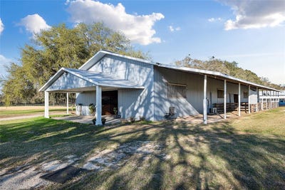 /international/us/815-se-145th-street-summerfield-fl-110104840189/