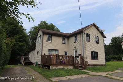 /international/us/211-bridge-street-tunkhannock-pa-110119692557/