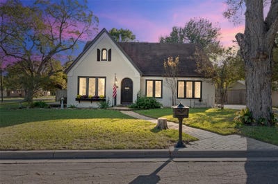 /international/us/1005-e-14th-st-cameron-tx-110104026954/