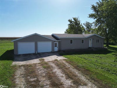 /international/us/17268-270th-street-carroll-ia-110120458168/