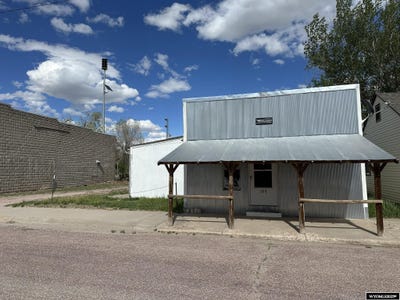 /international/us/107-s-laramie-avenue-fort-laramie-wy-110105338271/