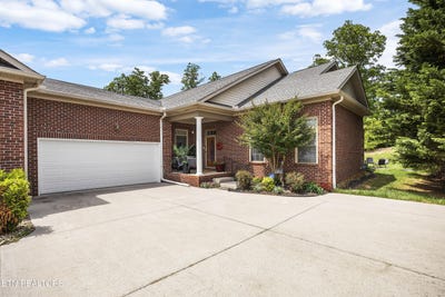 /international/us/1892-mountain-drive-lenoir-city-tn-110106477600/