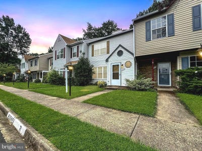 /international/us/11215-salem-village-drive-fredericksburg-va-110100980582/?lang=en